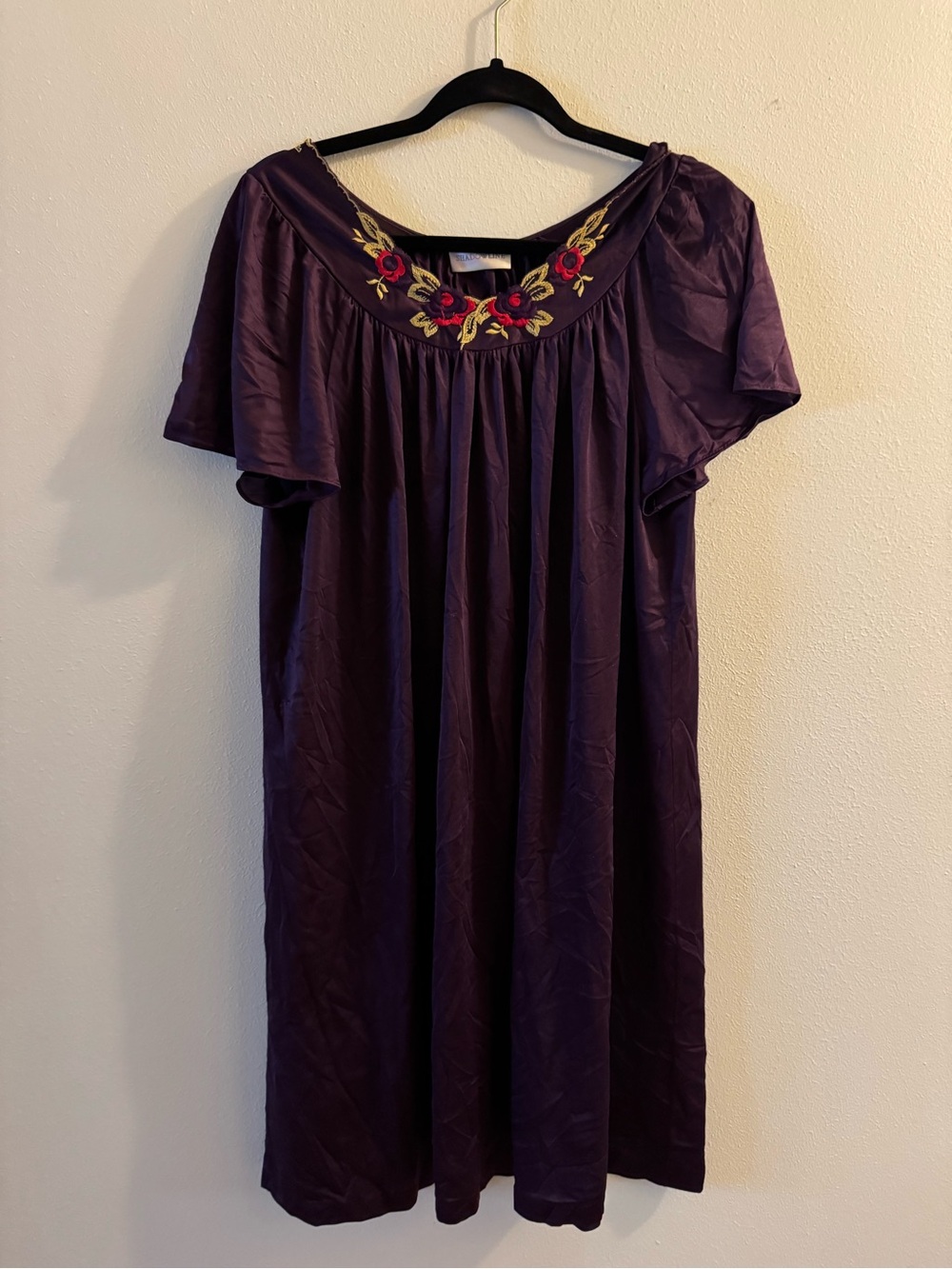 Embroidered Scoop-Neck Purple Midi Dress